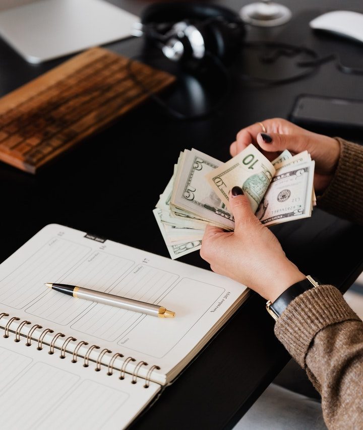 Do You Need a Bookkeeper to Help with Payroll Processing?