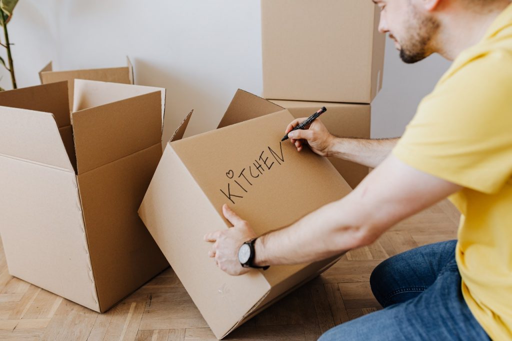 Packing Your Kitchen